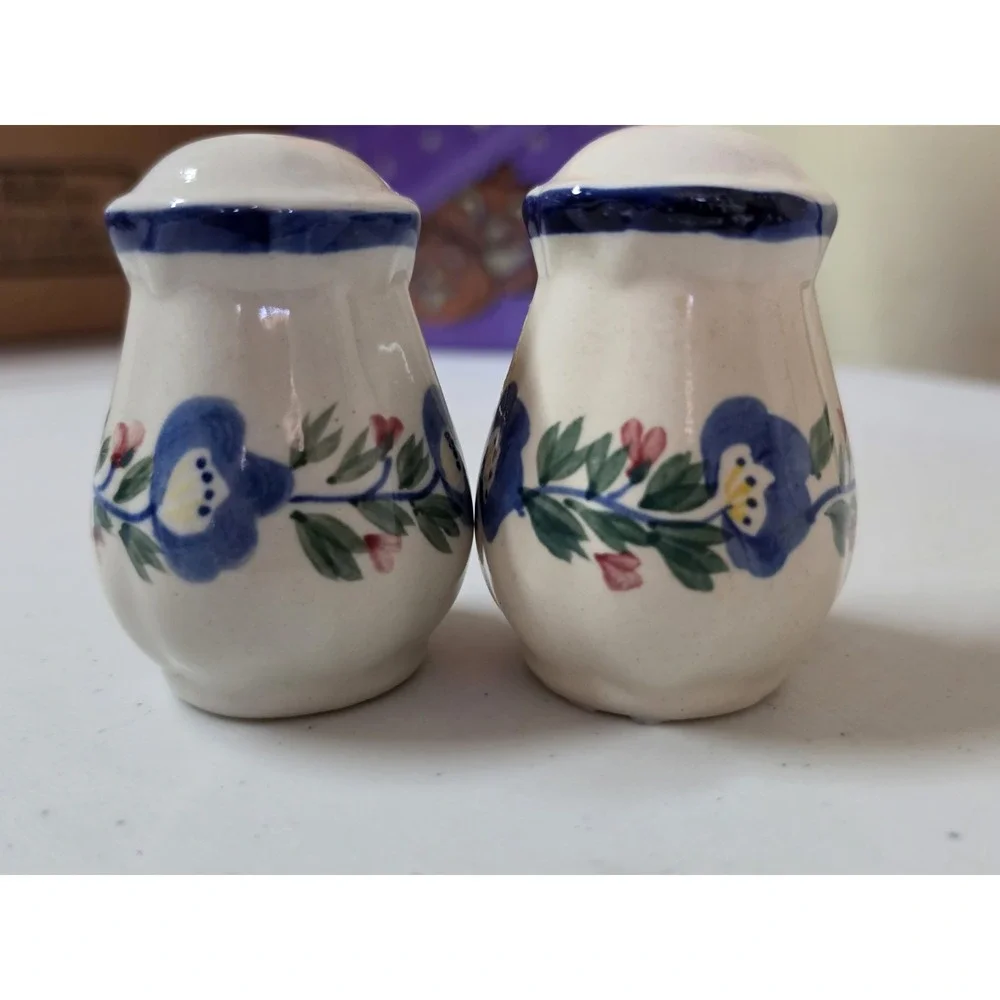 Vintage Hand Painted Ceramic Salt Pepper Shakers Blue Floral Folk Art